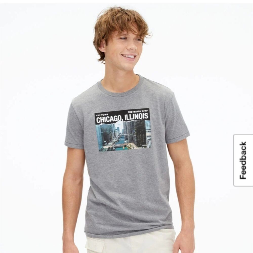 Gray Downtown Chicago Graphic T-Shirt Size M